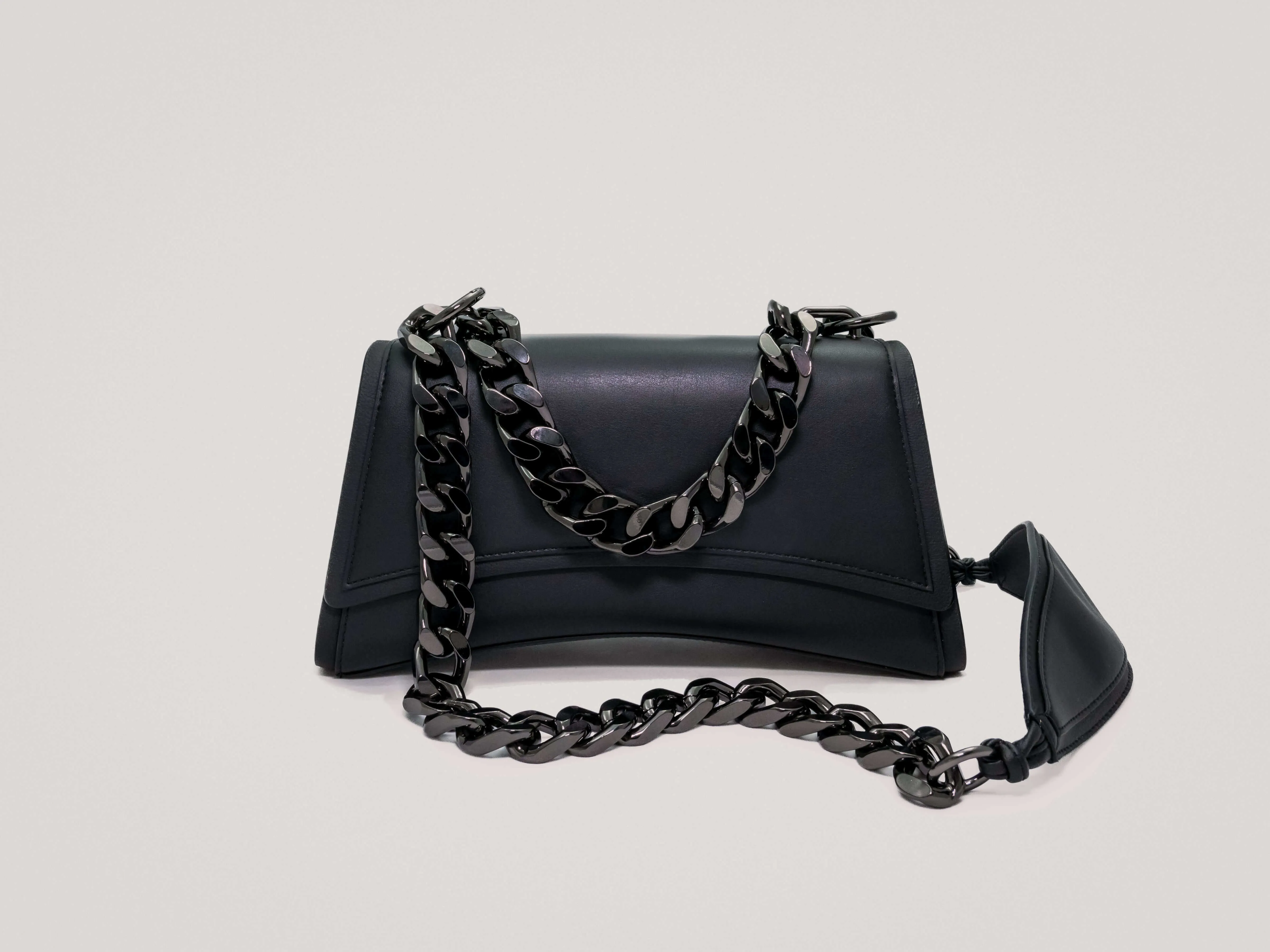 DHARMA - Crossbody Bag | Matte Black