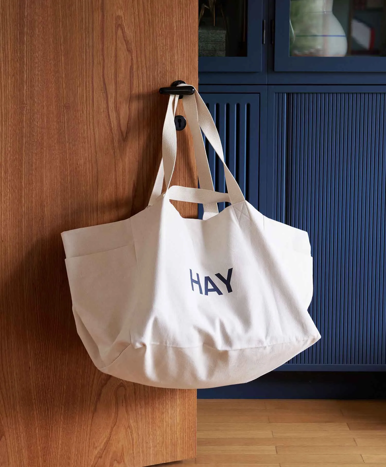 HAY Weekend Bag No 2 in Natural