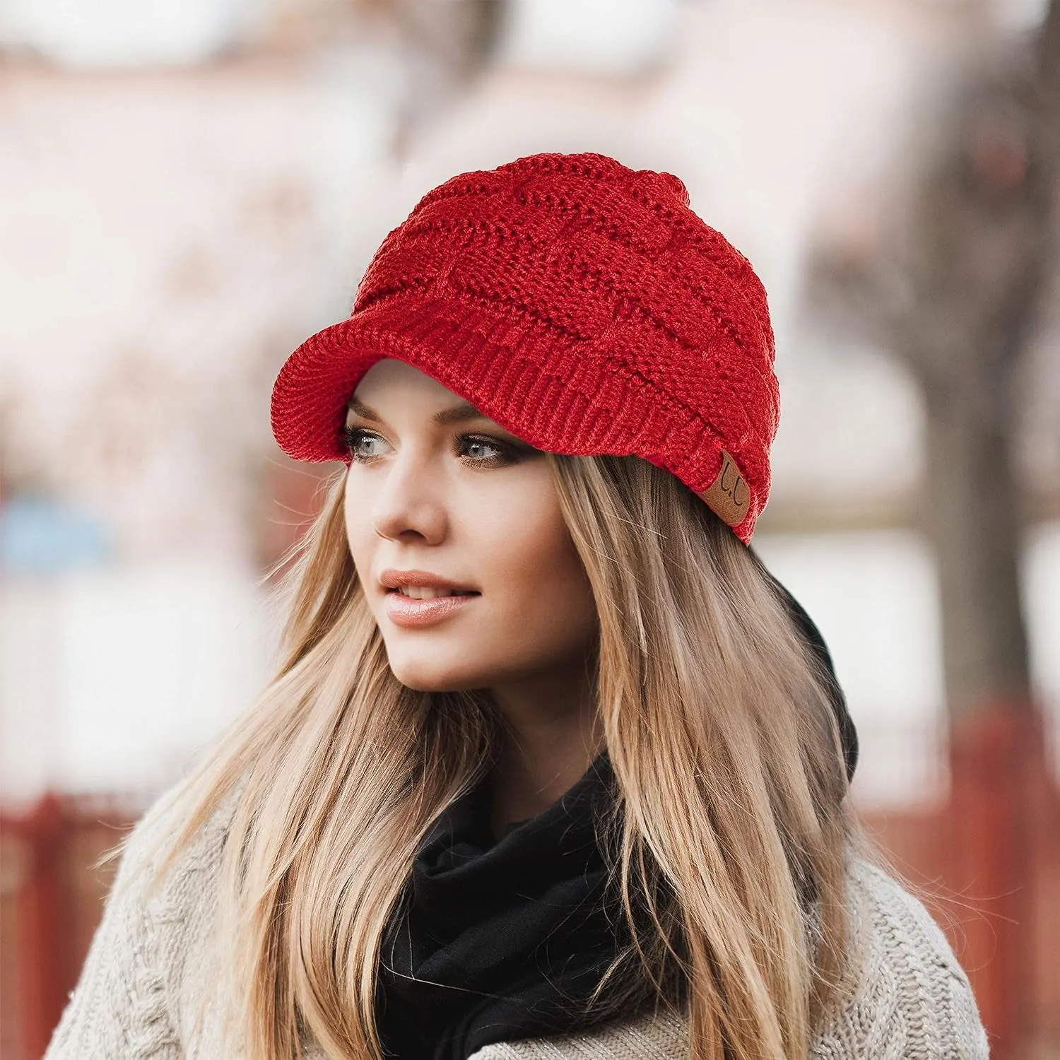 Women's Ribbed Knit Hat with Brim